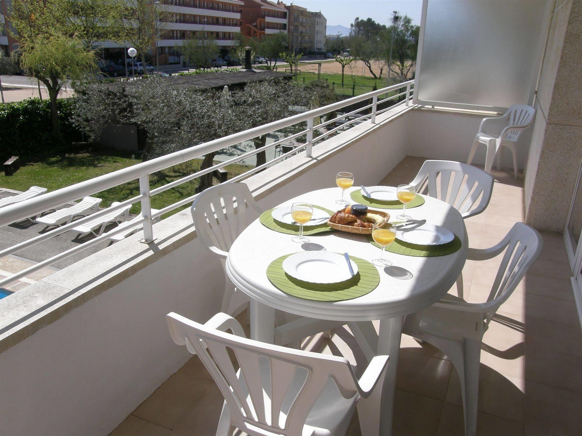 Apartamentos Miami L'Estartit Eksteriør billede