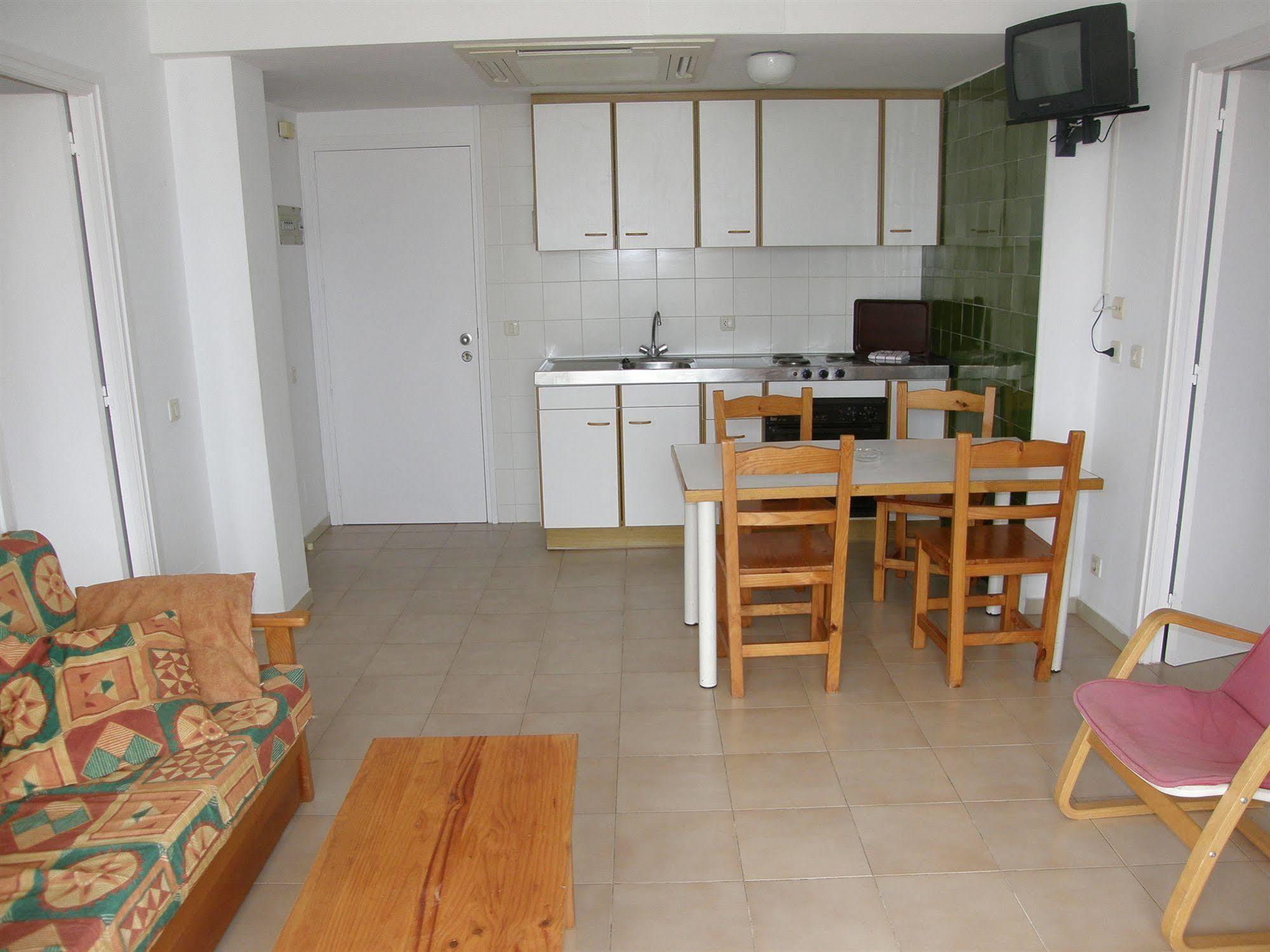 Apartamentos Miami L'Estartit Eksteriør billede